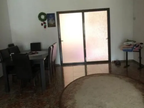 Afumati vila 8 camere , teren 1300 mp , piscina