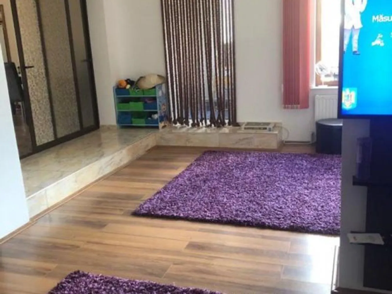 Afumati vila 8 camere , teren 1300 mp , piscina