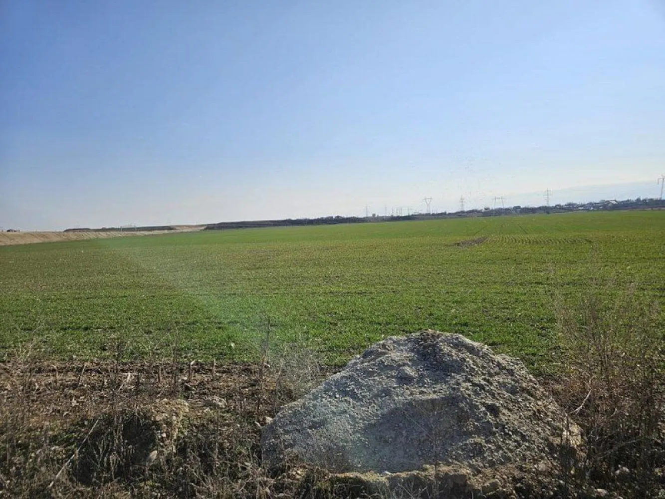 Teren intravilan 5000 mp de vânzare Cheiul Dâmboviței apropiere A2