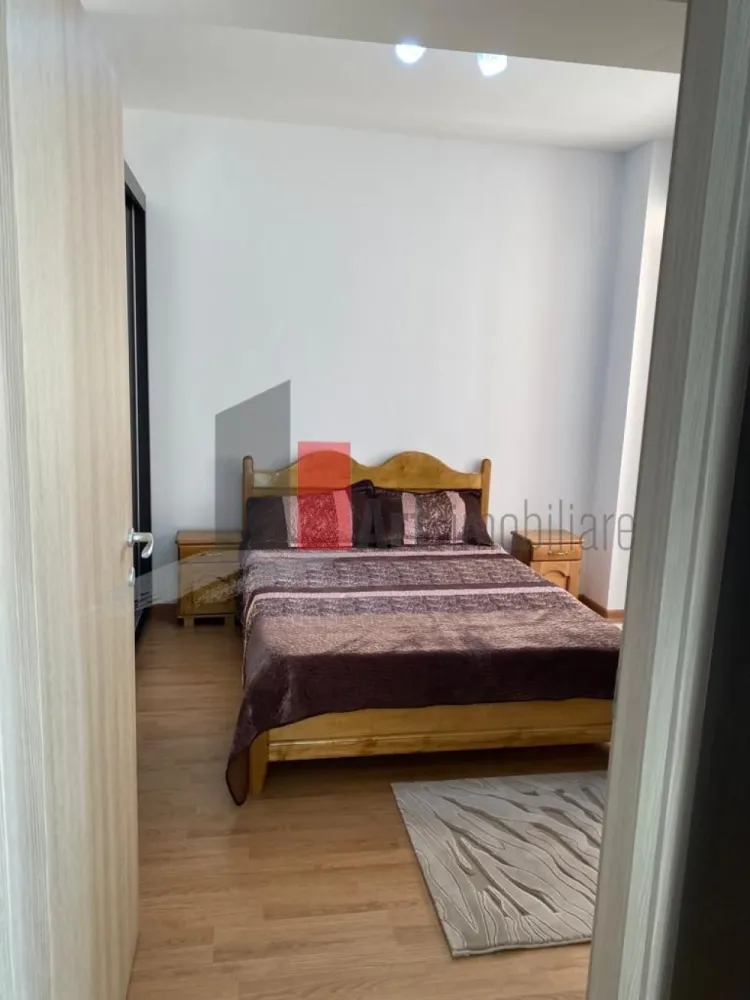 Apartament cu 2 camere de inchiriat-13 Septembrie-Sebastian-Prosper-cu centrala - Apartament cu 2 camere de inchiriat, in bloc nou, construit in 2017, complet mobilat, cu balcon deschis, centrala, aer conditionat, 2 TV, bucatarie inchisa, etajul 3 din 12, cu doua lifturi, balcon, suprafața 60 mp, Mega Image la parter, paza, sebastian intersecție cu 13 Septembrie- Piata Prosper. Metrou în apropiere, Academia Militară la 500 de metri, metrou la maxim 10 minute