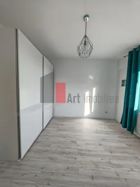 Apartament cu 2 camere de vanzare -Pacii-cu centrala-mobilat si utilat