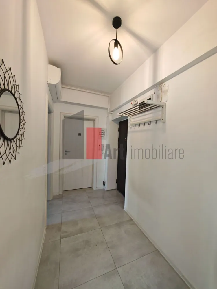 Apartament cu 2 camere de vanzare -Pacii-cu centrala-mobilat si utilat
