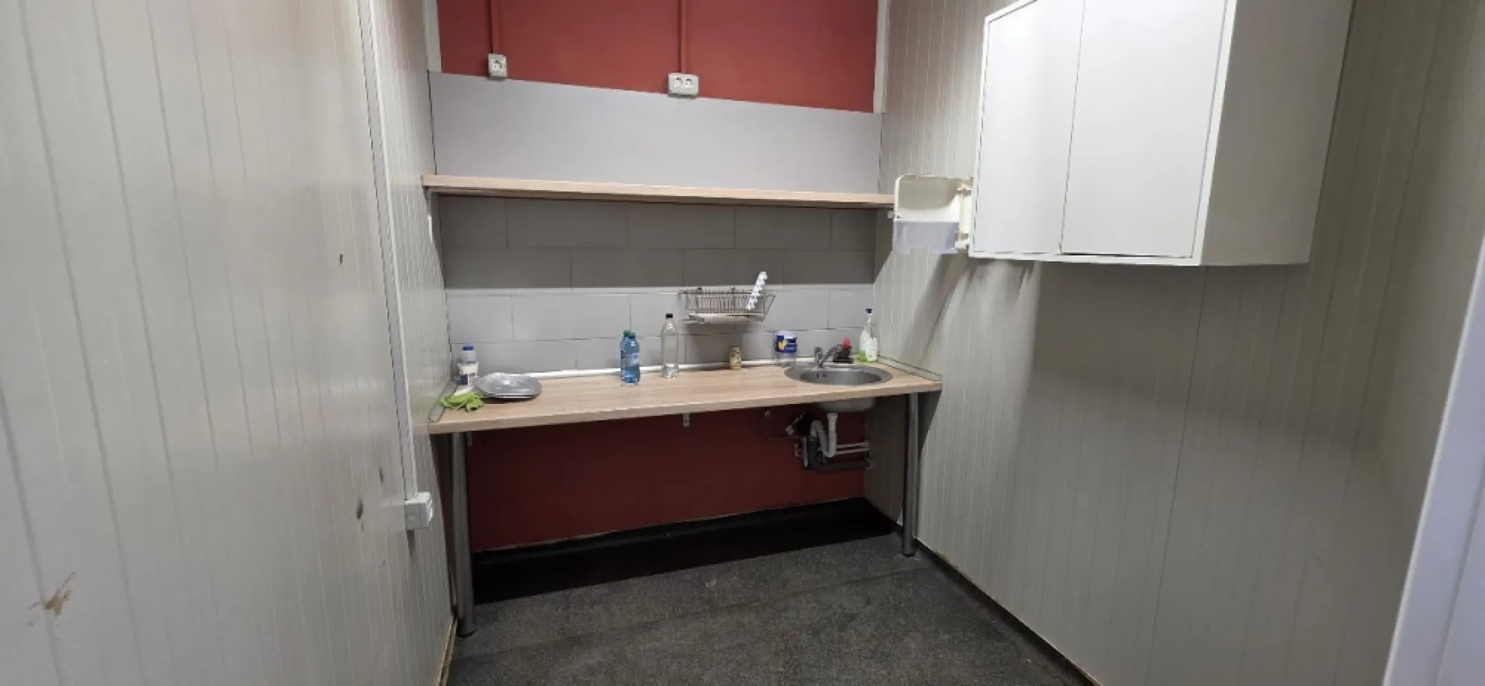 Republica spatiu industrial 450 mp de inchiriat