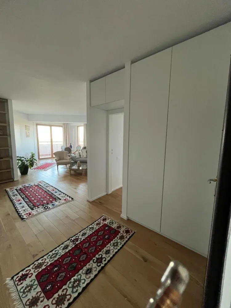 Piata Presei Libere apartament 3 camere de vanzare