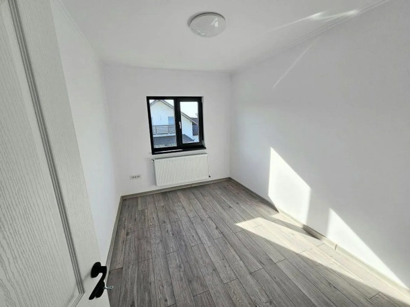 Vila tip duplex de vânzare – Glina, Ilfov 4 camere particular