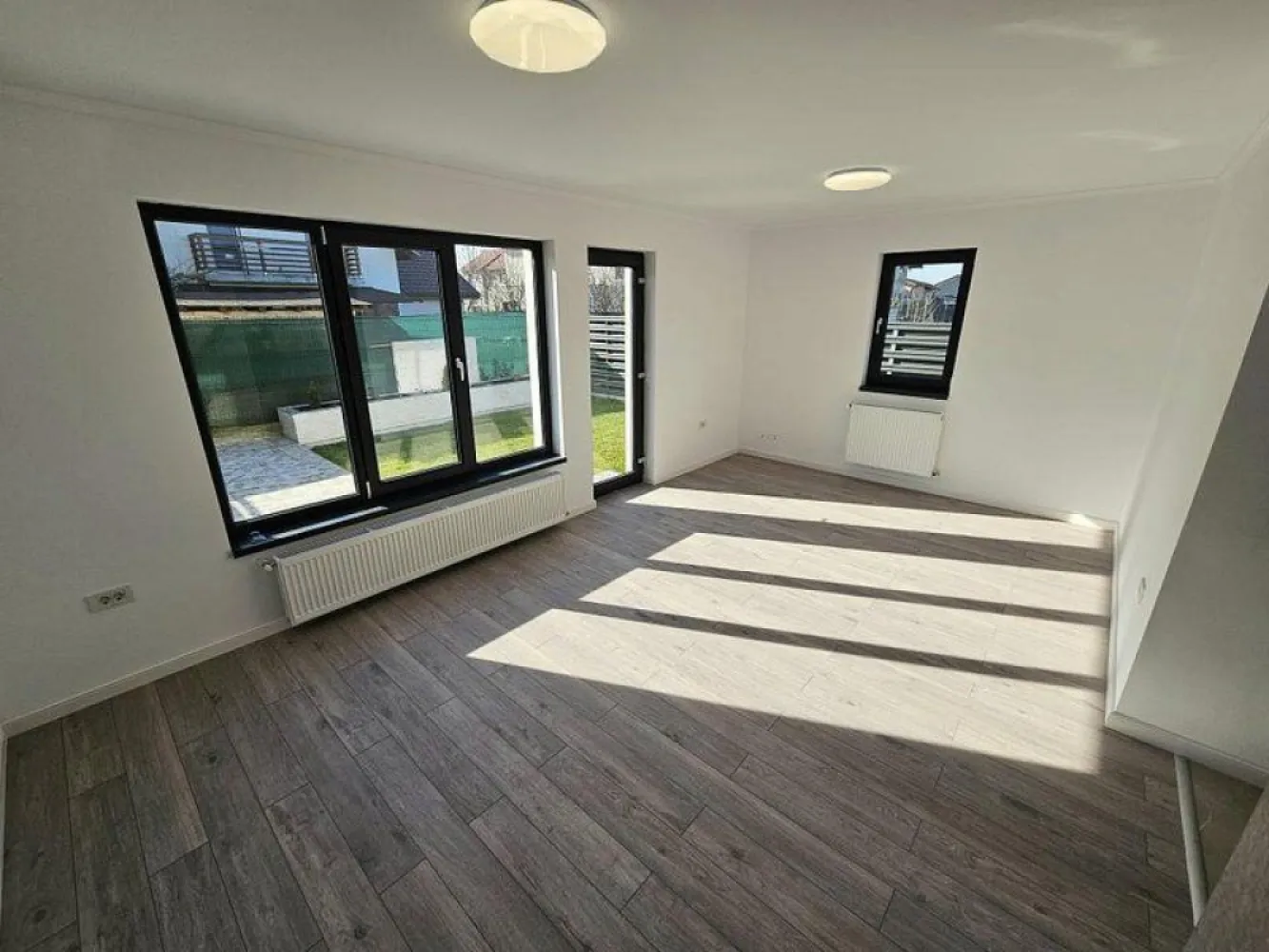 Vila tip duplex de vânzare – Glina, Ilfov 4 camere particular