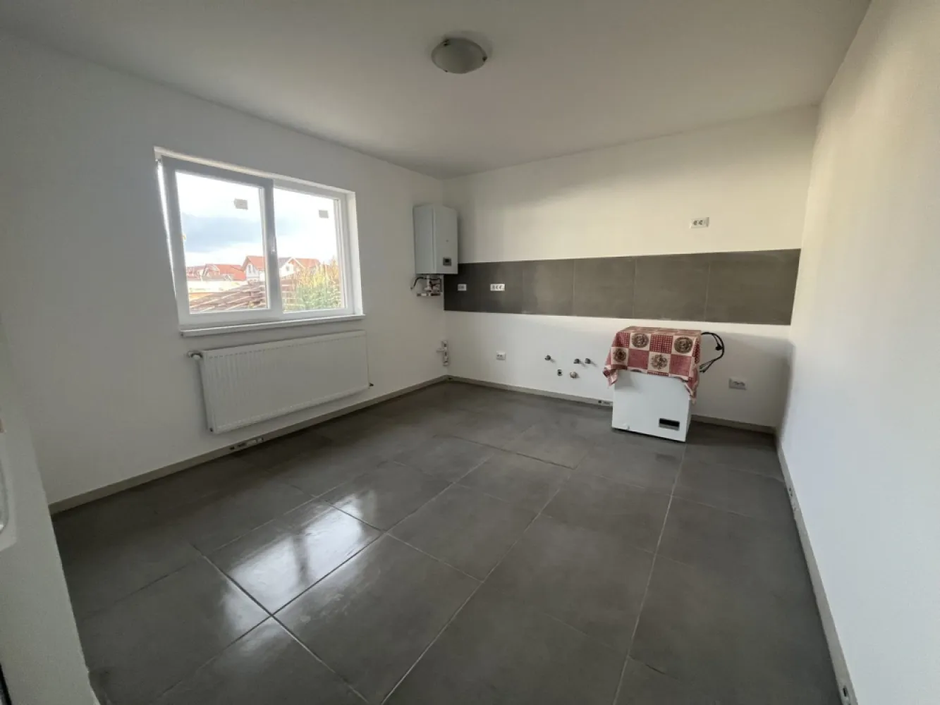 Casă de vânzare 4 camere– Glina, zonă nouă, construcție 2023