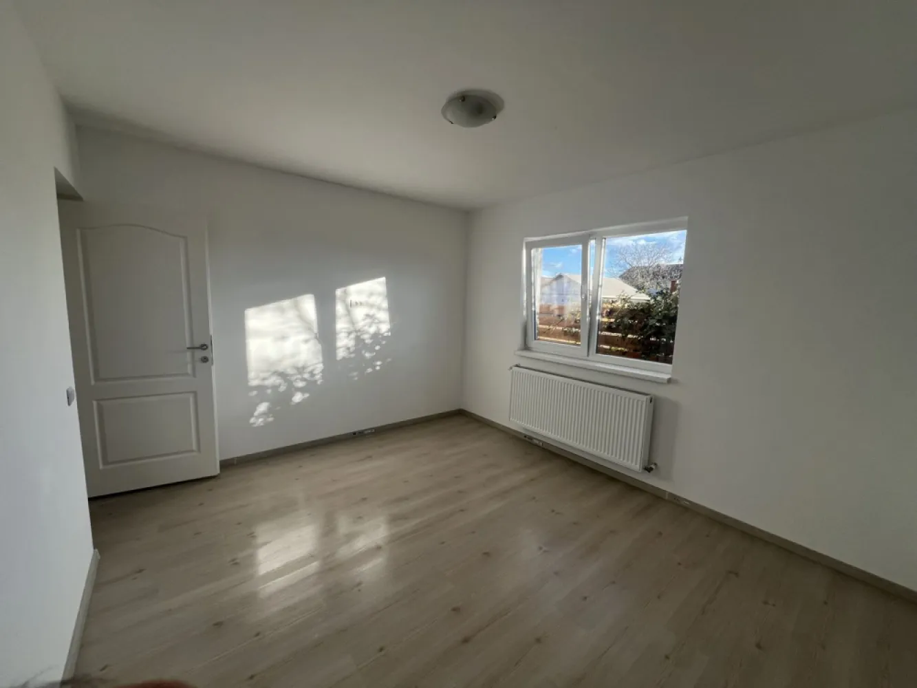Casă de vânzare 4 camere– Glina, zonă nouă, construcție 2023
