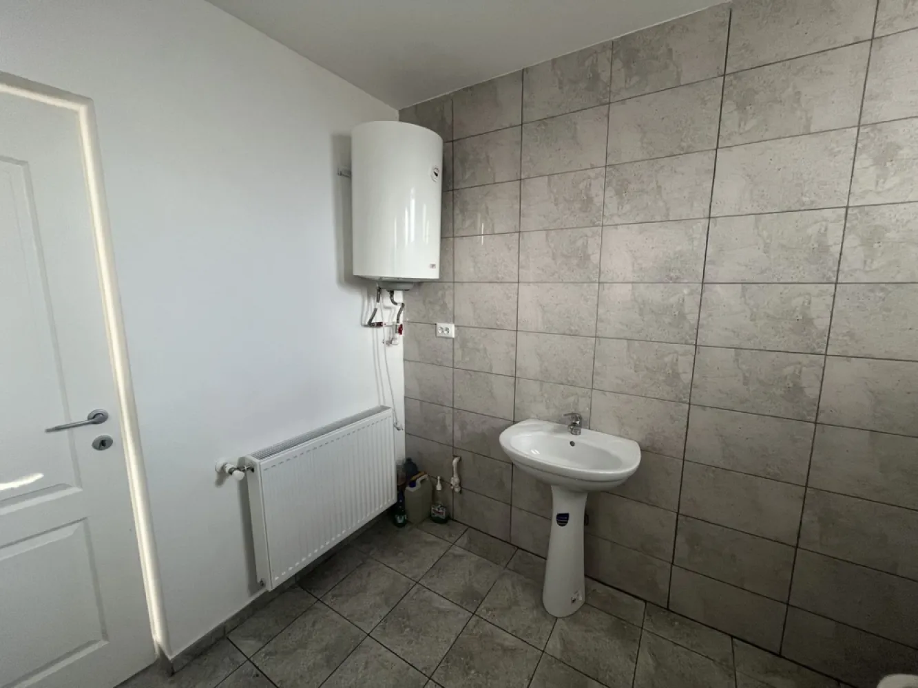 Casă de vânzare 4 camere– Glina, zonă nouă, construcție 2023