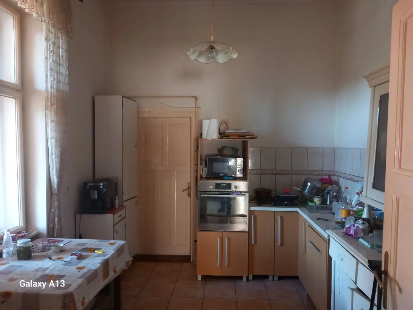 Ag BRASADAS vinde casa 4 camere cu teren 8 ari in zona CENTRALA. - Agenția BRASADAS vinde casa 4 cam teren 9 ari în zona CENTRALA.