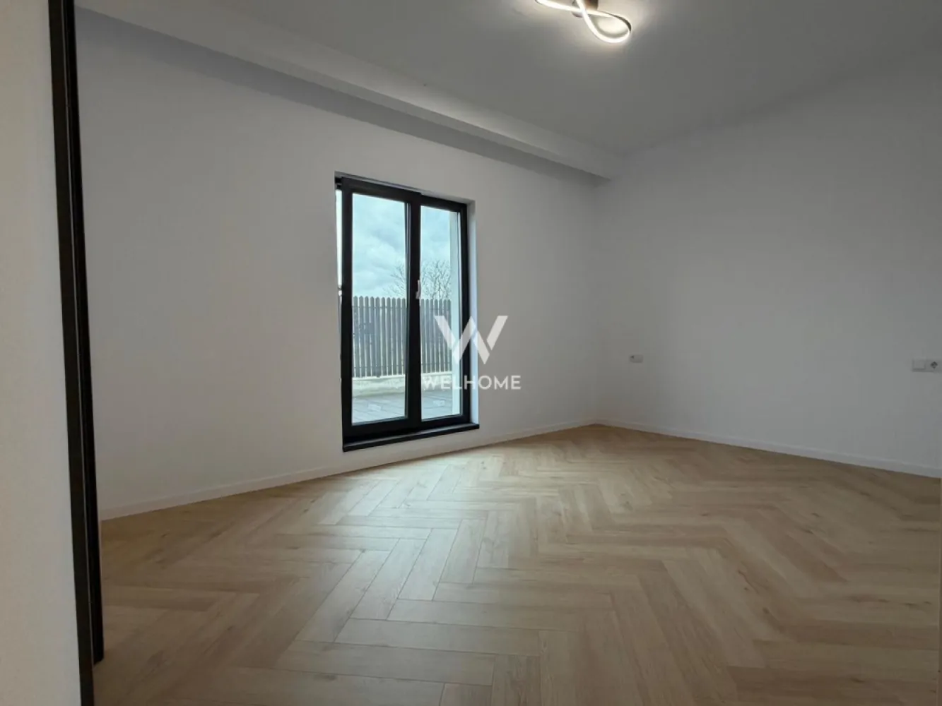 Apartament la Vila, 4 camere si gradina privata