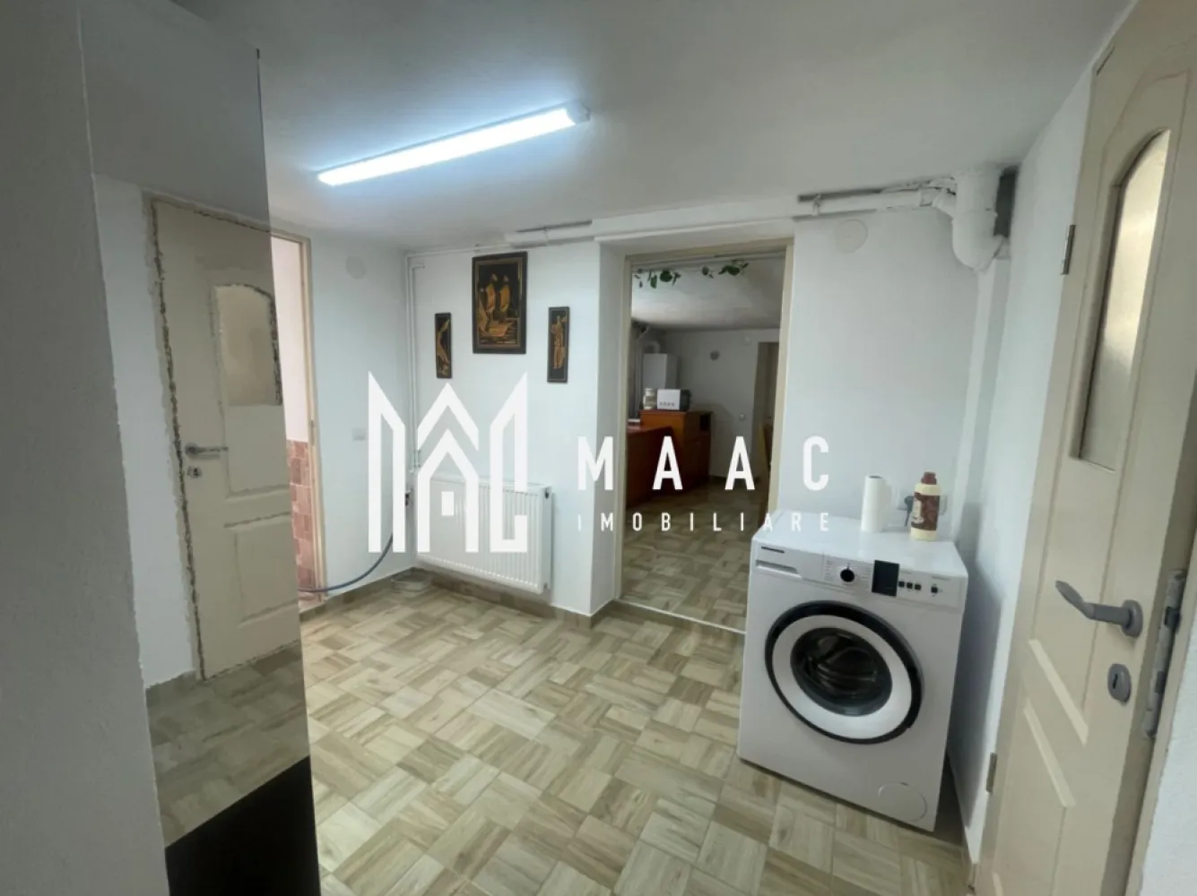 Apartament 2 camere | Zona Sub Arini | 90 mp
