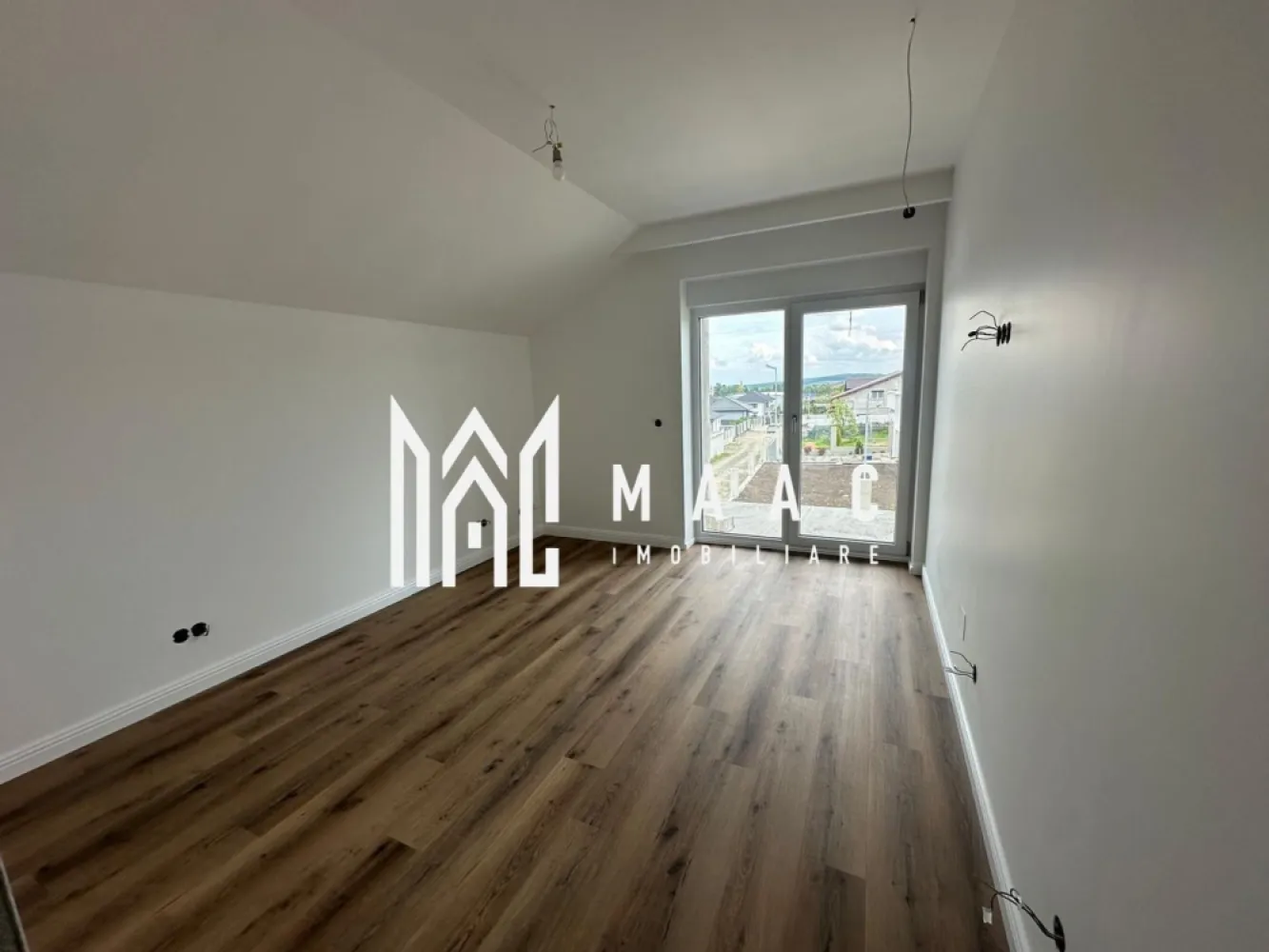 Casa moderna | 5 Camere | 245 MPU | Cisnadie