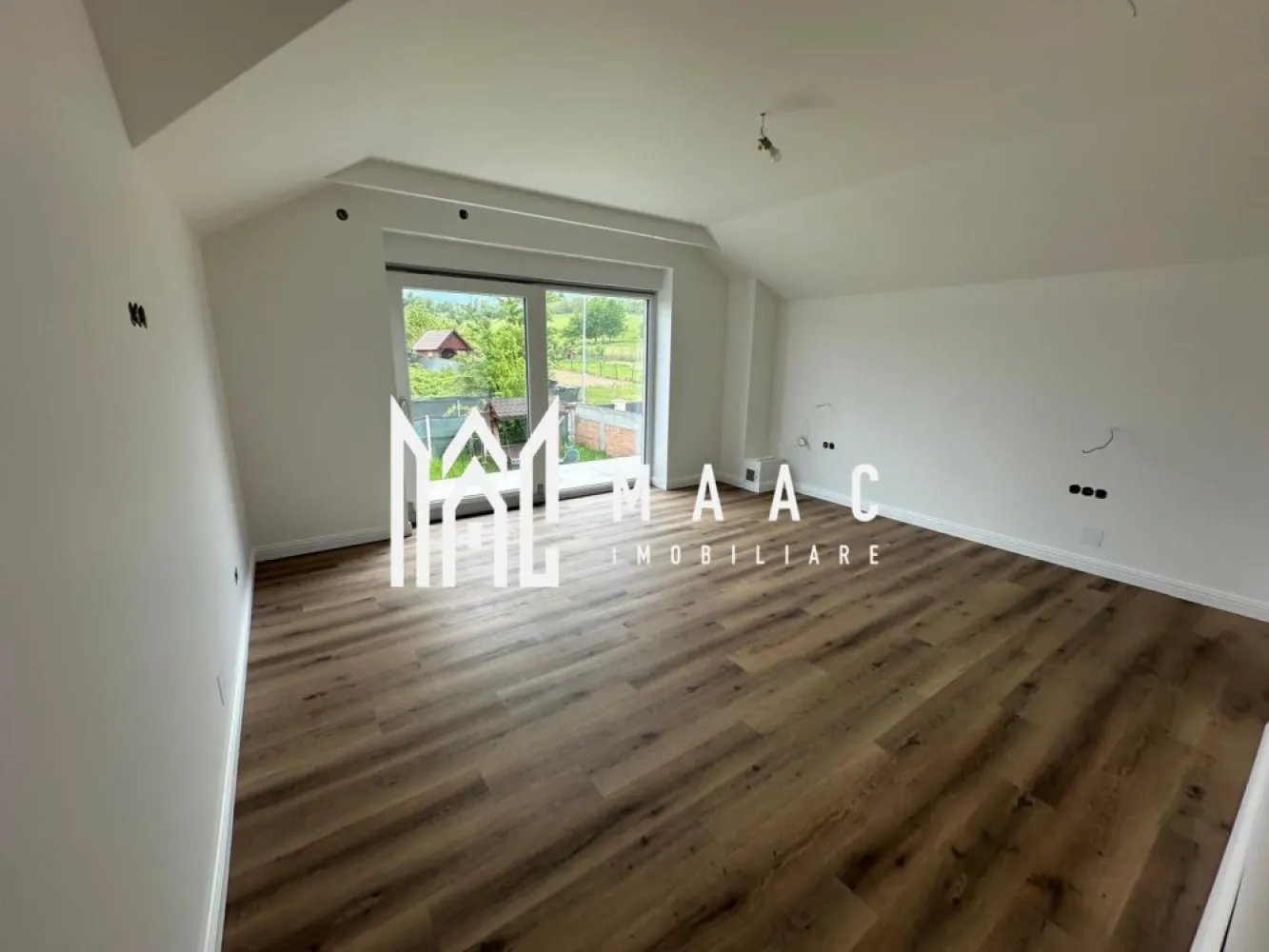 Casa moderna | 5 Camere | 245 MPU | Cisnadie