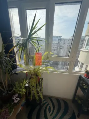 Apartament cu 3 camere de vanzare-Crangasi-loc de parcare