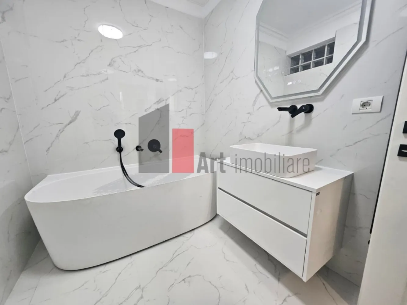 Apartament cu 3 camere-Domenii-Arcul de Triumf-Ion Mihalache-Turda-cu centrala