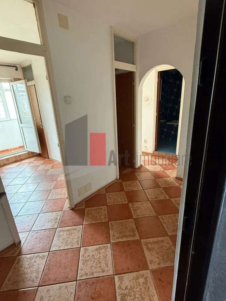 Apartament de vanzare-Lujerului