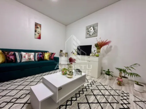 Apartament cu 2 camere si curte de vanzare in Complexul Studentesc