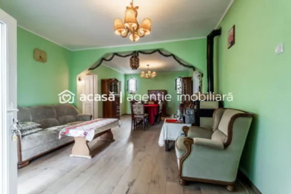 Casă finisată + casă în construcție, la același preț!