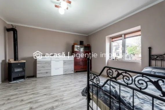 Casă finisată + casă în construcție, la același preț!