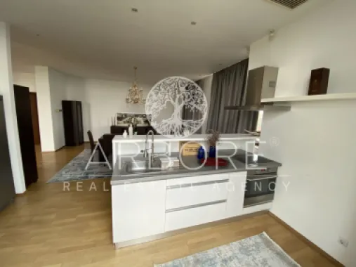 Penthouse 5 camere 250 mp lângă Ambasada SUA , zona Băneasa București