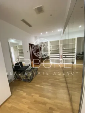 Penthouse 5 camere 250 mp lângă Ambasada SUA , zona Băneasa București