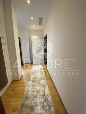 Penthouse 5 camere 250 mp lângă Ambasada SUA , zona Băneasa București