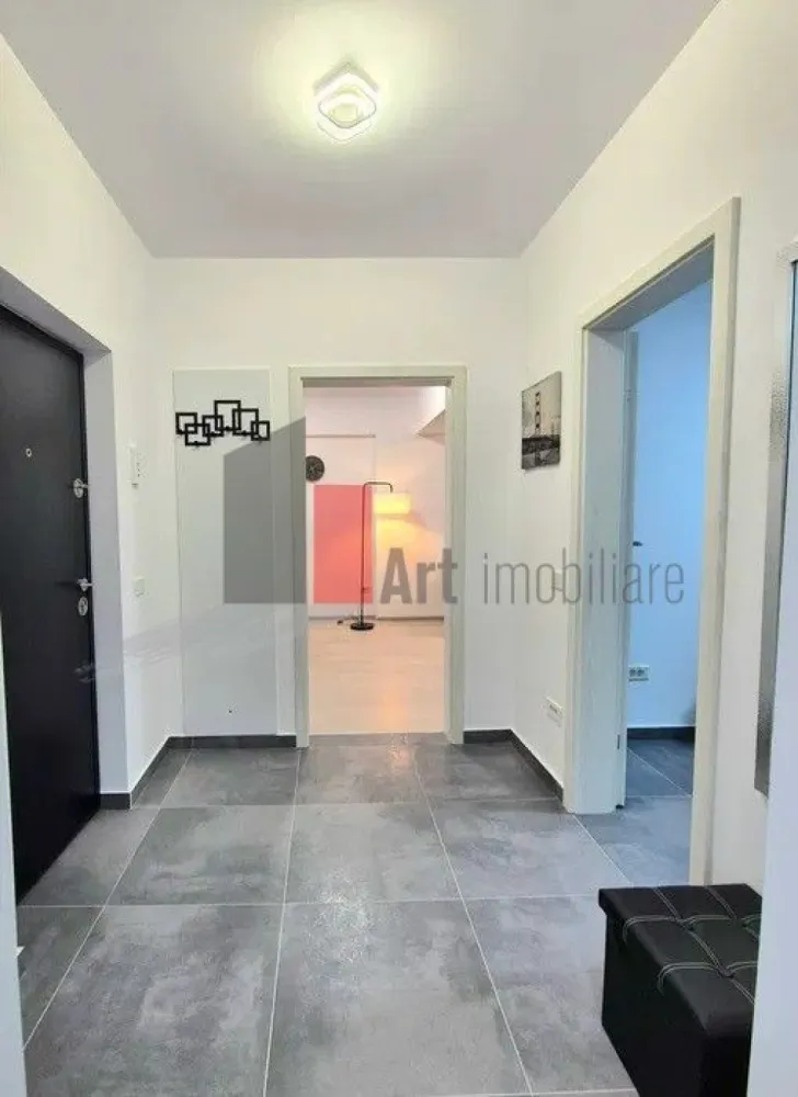 Apartament cu 2 camere de inchiriat-Aparatorii Patriei-cu centrala+loc parcare