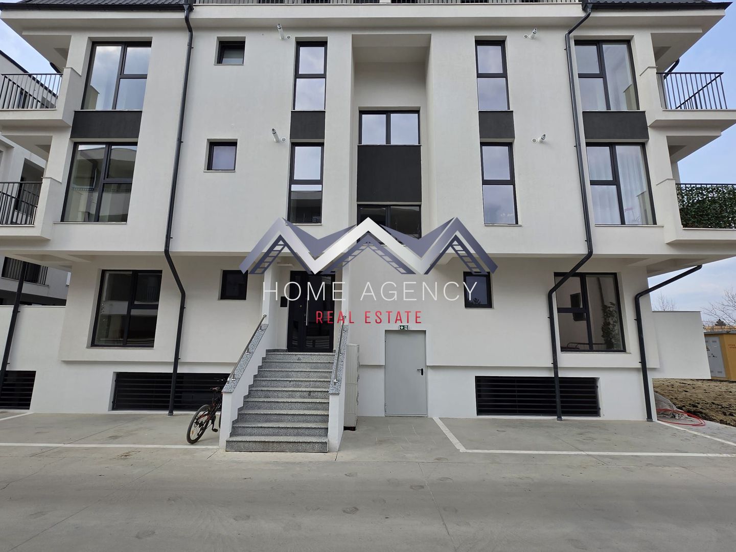 Apartament 3 camere Otopeni central | bloc nou, parcare, comision 0