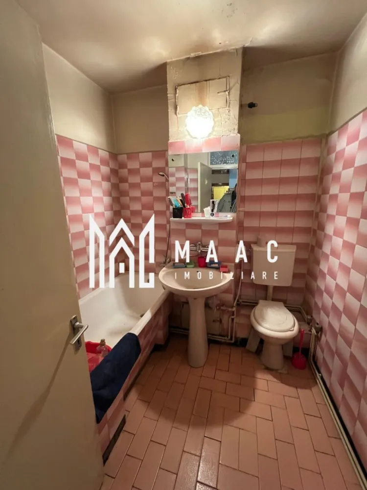 Apartament 4 camere I Central- Spitalul Județean I Etaj 1 I Decomandat