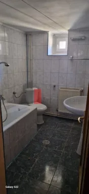 CASA DE VANZARE IN BUSTENI- POIANA TAPULUI
