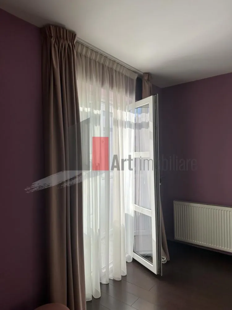 APARTAMENT 2 CAMERE CISMIGIU - Va prezentam spre vanzare apartament de 2 camere situat la cateva minute de Cismigiu.
 Apartamentul este situat la etajul 2 al unui bloc de 4 etaje, blocul avand lift.
 locuinta are 2 camere spatioase , bucatarie functionala, o baie moderna si balcon in suprafata
 de 63 mp si este renovat complet si utilat si mobilat modern.
 Comfortul termic este asigurat de centrala de bloc. 
 Pentru alte imformatii sau vizionare va rugam sunati la 0722 371 033.