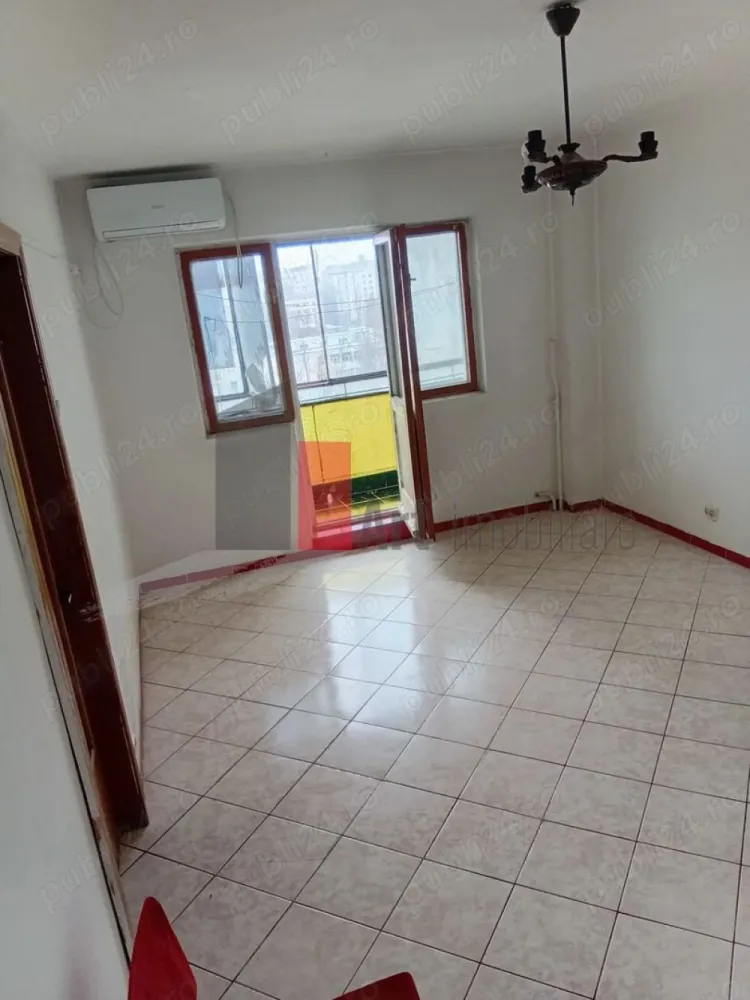 Vindem apartament 2 camere in Crangasi - Vindem apartament apartament 2 camere, decomandat, suprafata utila totala 55 mp, etaj 8 din 8, an 1984, curat,terasa ok, cartierul Crangasi, metrou, strada Zboina Neagra