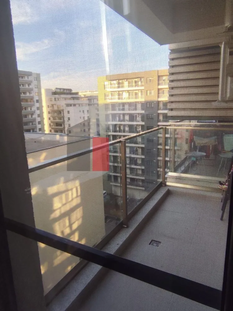 Inchiriere apartament 2 camere Novum Invest Grozavesti-Pet Friendly - Va asteptam acasa!Propunem spre inchiriere apartament 2 camere ,57 mp,situat in complexul Novum Invest din Grozavesti cu acces facil catre mijloacele de transport in comun.Statia de metrou Grozavesti se afla la doar 5 minute de mers pe jos.De asememea si centre comerciale precum Carefour.
Apartamemtul este situat la etajul 7 intr-un imobil cu 11 etaje.
Dispune si de dressing walk-in care ajuta la eficientizarea spatiului.
Este dotat cu AC in fiecare camera si calorifere de sus pana jos,centrala termica ce va ofera confort sporit.
Se accepta si animalute de companie fara cost suplimemtar
Fa din aceasta casa, acasa si simte-te minunat intr-o zona foarte bine pozitionata.
Loc de parcare poate fi inchiriat cu 100 euro/luna.