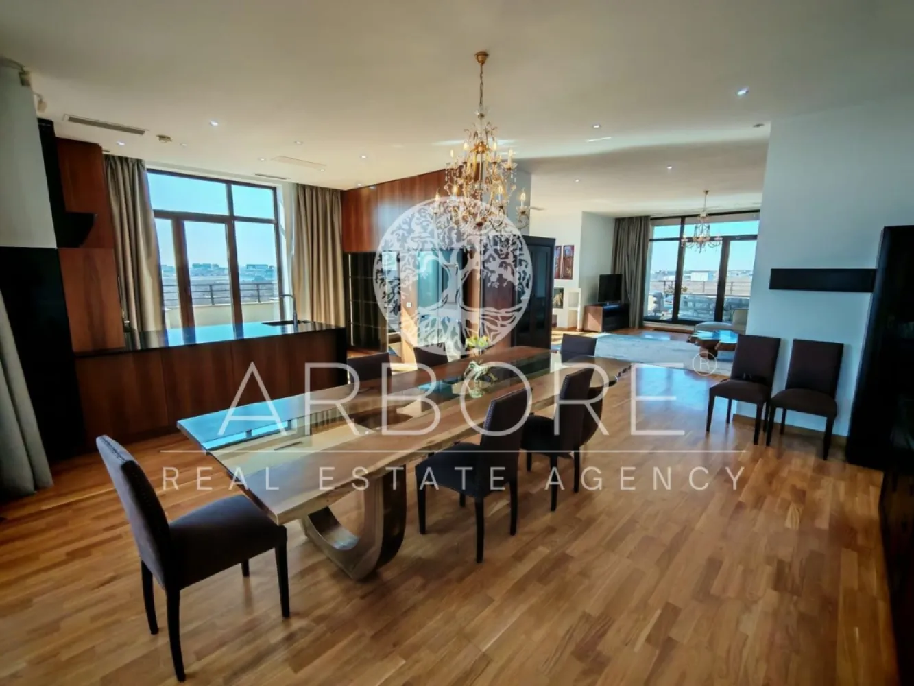 Penthouse 5 camere 250 mp lângă Ambasada SUA , zona Băneasa București - Arbore Real Estate vă oferă spre închiriere un penthouse spectaculos cu 5 camere și 250 mp, situat în una dintre cele mai exclusiviste zone rezidențiale din nordul Bucureștiului – Aleea Privighetorilor, Iancu Nicolae, Pipera, la câteva minute de Ambasada SUA și Pădurea Băneasa.

📍Penthouse-ul se află la etajul 7/7 al ansamblului rezidențial Privighetorilor 86P, una dintre cele mai apreciate dezvoltări din Baneasa.

✨ Detalii și compartimentare:
Suprafață utilă: 250 mp
Terasa: 300
Living generos, open space cu zonă de dining și bucătărie complet utilată și mobilată
3 dormitoare, fiecare cu baie proprie
Dormitor matrimonial cu dressing separat
1 debara cu intrare separată
Spații multiple de depozitare în holuri
Terasă panoramică – ideală pentru relaxare, plajă urbană sau socializare
2 locuri parcare la subteran inclus in pret

🏢 Avantaje locație:
Situat lângă Pădurea Băneasa – aer curat și liniște
Acces rapid la:
• Ambasada SUA
• Băneasa Shopping City, IKEA, Jolie Ville
• Grădina Zoologică Băneasa
• Școli internaționale de top: American School, British School, Liceul Francez „Anna de Noailles”, Avenor College, Little London, etc.

🛡️ Alte beneficii:
Ansamblu rezidențial securizat
Priveliști largi și lumină naturală pe tot parcursul zilei
Acces facil către DN1, aeroporturi și zona de birouri Pipera

Cerinte: 
Contract minim 12 luni
Comision agentie 50%
Depozit 2 luni
Pret 2800 euro + tva

📞 Disponibil imediat pentru închiriere – ideal pentru expați, diplomați sau familii care caută confort de top și intimitate.

Cu deosebită considerație,
Arbore Real Estate