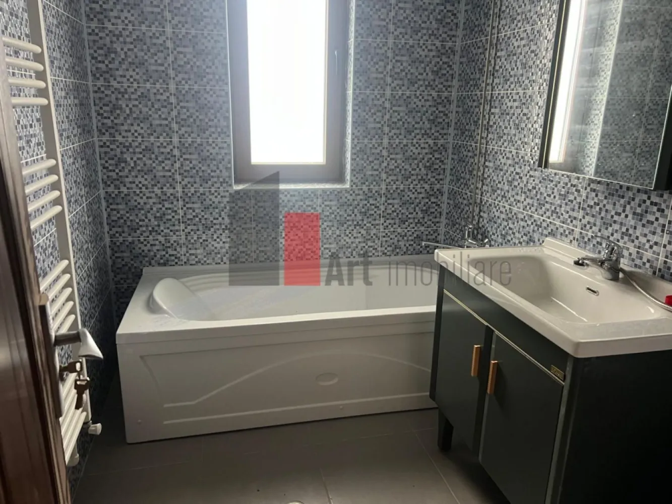 CASA CU TEREN DE 5000MP - JUDET GIURGIU 30KM DE BUCURESTI