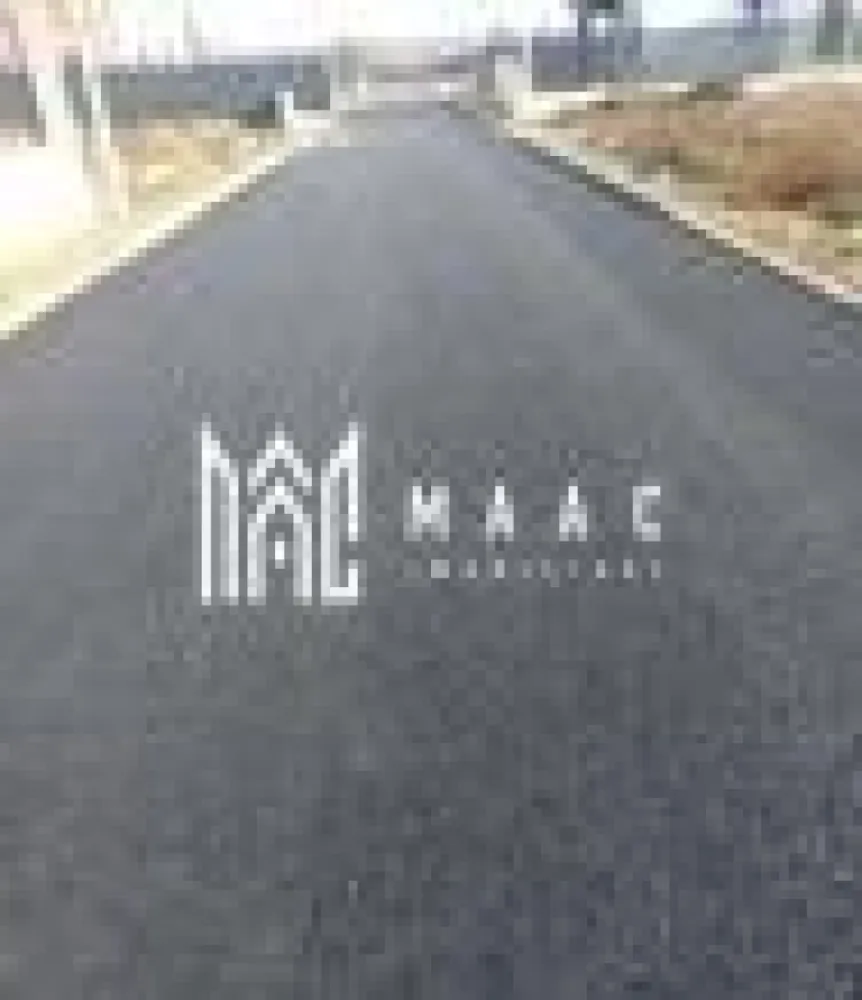 Teren Intravilan | 841 mp, | Calea Cisnadiei - MAAC Imobiliare, va prezinta un teren intravilan în suprafață de 841 mp, situat în zona Calea Cisnădiei, o locație cu un potențial excelent de dezvoltare. Terenul beneficiază de certificat de urbanism pentru locuințe colective (P+2), ceea ce permite construirea unui imobil cu regim de înălțime P+2, ideal pentru un proiect rezidențial. Caracteristici: Suprafață totală: 841 mp Destinație: Locuințe colective P+2 Acces direct din drum public Utilități disponibile în apropiere (apă, gaz, electricitate, canalizare) Zonă în dezvoltare, cu acces facil la transport și infrastructură Terenul este ideal pentru dezvoltatori imobiliari sau investitori care doresc să construiască un ansamblu rezidențial modern în una dintre cele mai căutate zone ale orașului, în apropiere de facilități, școli și centre comerciale. Pentru mai multe detalii și vizionări, nu ezitați să ne contactați specificand ID: CP2237686 }}