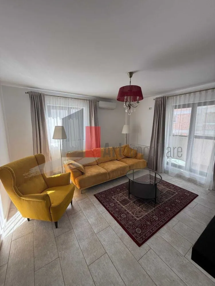 Vand apartament 3 camere, Militari Residence - Vand apartament 3 camere decomandat | 2 bai | 70 mp | Etaj3
Str. Soarelui, Militari Residence

Apartament spatios si bine compartimentat.

Living mare si luminos
2 dormitoare
Dormitor matrimonial cu baie proprie
2 bai
Bucatarie separata, complet mobilata si utilata
Balcon inchis, cu spatiu de depozitare realizat pe comanda
Complet mobilat si utilat
Aer conditionat
Masina de spalat cu uscator
Rulouri la geamuri
Compartimentare excelenta
Ambient cald, primitor si bine echilibrat
Spatii de depozitare bine integrate in toata locuinta, realizate pe comanda

Pret: 119.000 EUR
