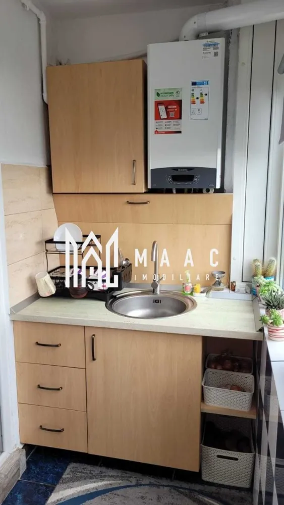 Apartament 3 camere | Decomandat | Balcon | Vasile Aaron