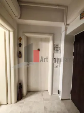 Apartament cu 2 camere de vanzare -Pacii-cu centrala