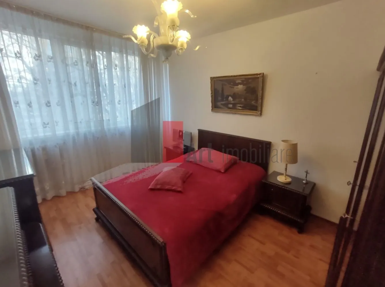 Vânzare apartament 3 camere Bd. Obregia - Pța Străduinței