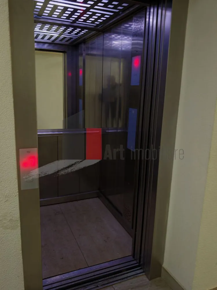 Apartament cu 2 camere de vanzare -Pacii-cu centrala