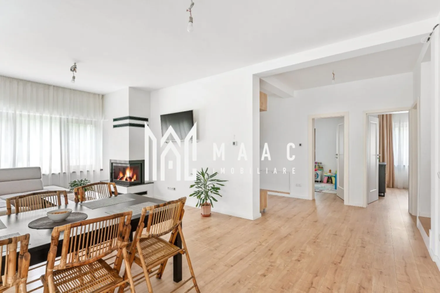 Casa 5 camere | Moderna | Teren 1036 MP | Tocile