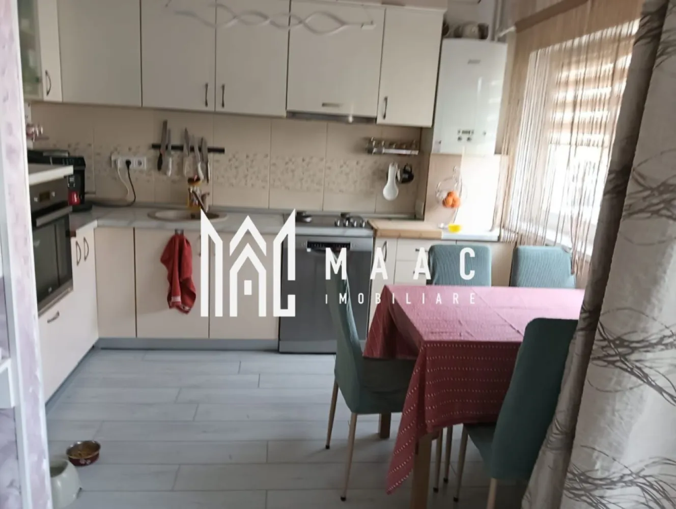 Apartament 3 Camere I Parter I Curte de 85 mp I Zonă Barbeque