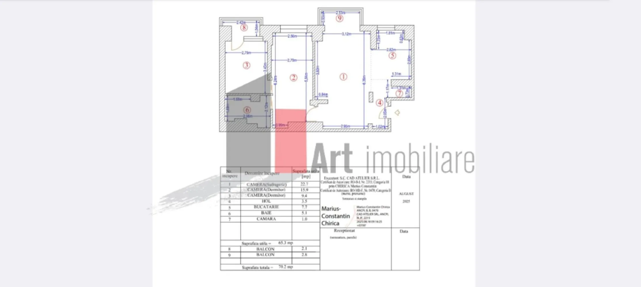 Vânzare apartament 3 camere Obregia - Apartamentul cu 3 camere are vedere pe spate, fiind ferit de zgomotul bulevardului. Bucătăria a fost unită cu camera de zi și holul, rezultând un spațiu generos pentru petrecerea timpului cu familia și prietenii. Ușile interioare sunt glisante. 
Tâmplăria ferestrelor este din aluminiu Exalco. 

Apartamentul a fost renovat complet. Instalațiile electrice sunt din cupru, iar cele sanitare au fost schimbate. Caloriferele sunt din aluminiu. Parchetul și ușile au fost înlocuite. Pereții au fost curățați, retencuiți și dați cu lavabilă. Podeaua a fost izolată.
Baia a fost mărită și a fost instalată o cadă cu hidromasaj.

Blocul este izolat termic și nu este inclus în vreo clasă de risc sau de urgență. În plus, apartamentul a fost izolat și prin interior.
Se vinde mobilat și utilat. Bucătăria este complet utilată. 

Se poate accesa credit, cadastrul fiind reactualizat.
Loc de parcare în fața blocului. 
Sistem de alarmă.

Vă aștept cu drag la vizionare!