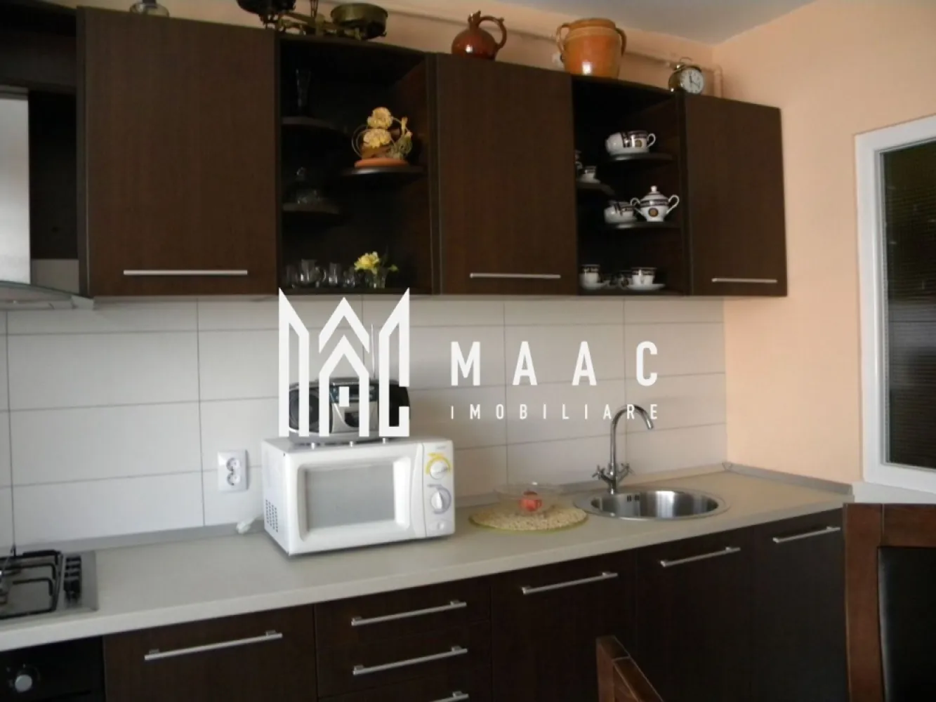 Apartament 4 camere I Decomandat I Loc parcare I Turnisor