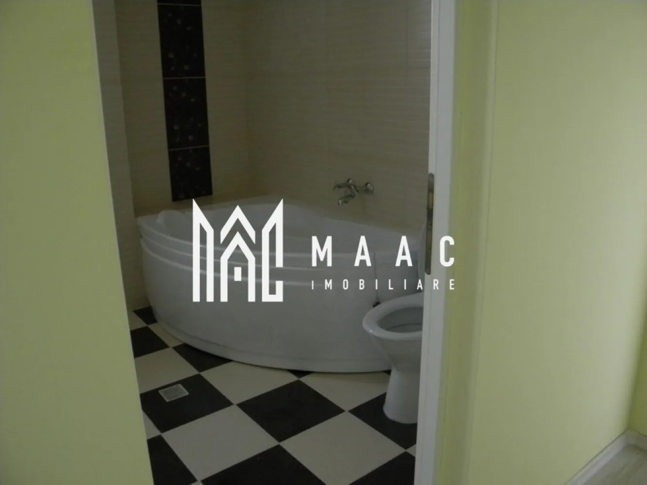 Apartament 4 camere I Decomandat I Loc parcare I Turnisor