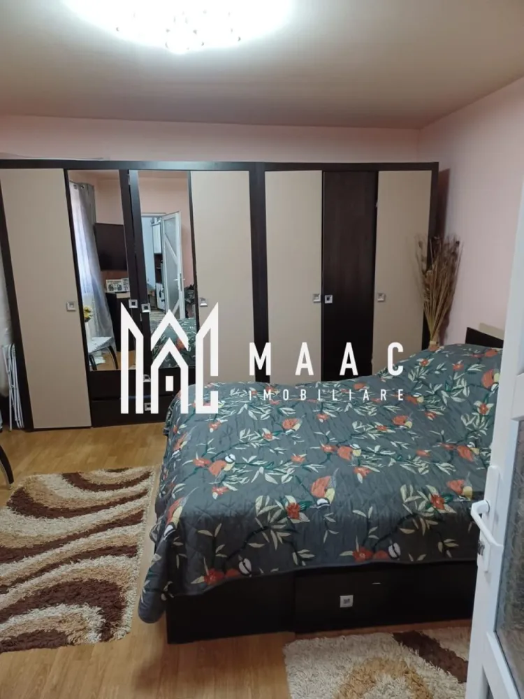 Casa 4 camere | Curte proprie | Central