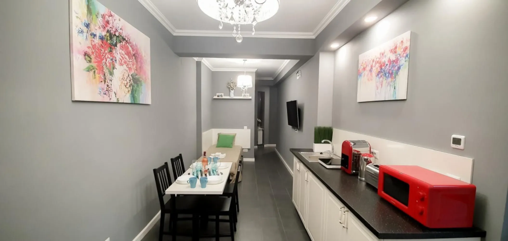 Universitate apartament 5 camere 220 mp de inchiriat