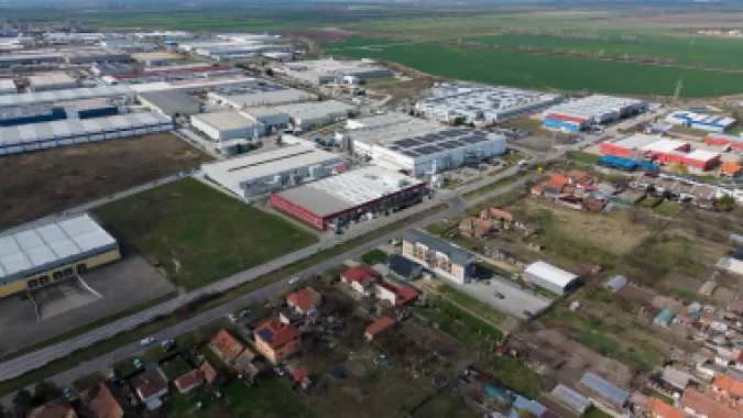 Teren 860 mp în Gai